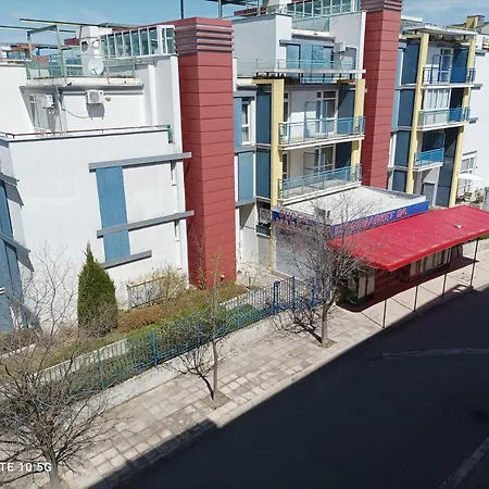 Apartman 1+Kk Na Slunecnim Pobrezi * Słoneczny Brzeg